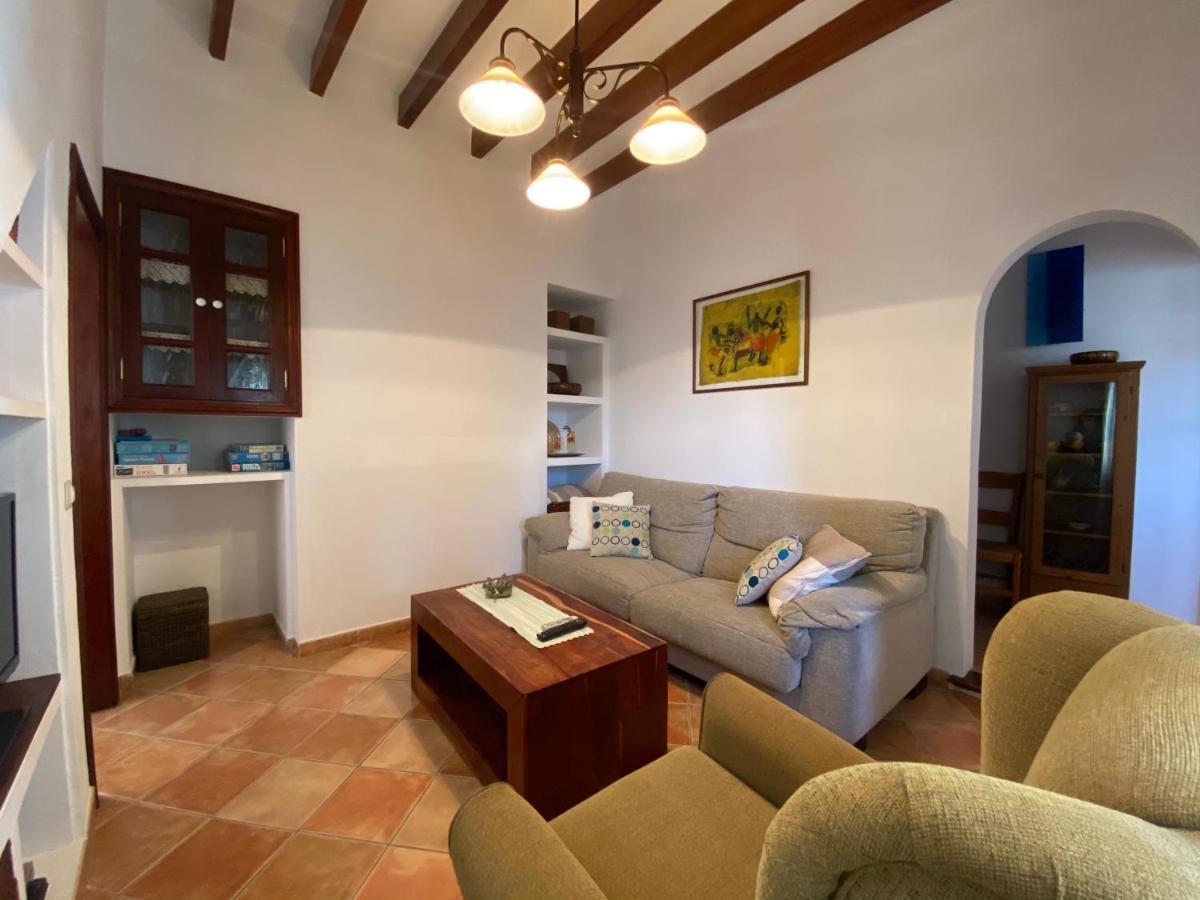 Casa Nuria, En El Centro, Al Lado De La Escalinata Del Calvario Para 6 Personas Pollença Exterior foto